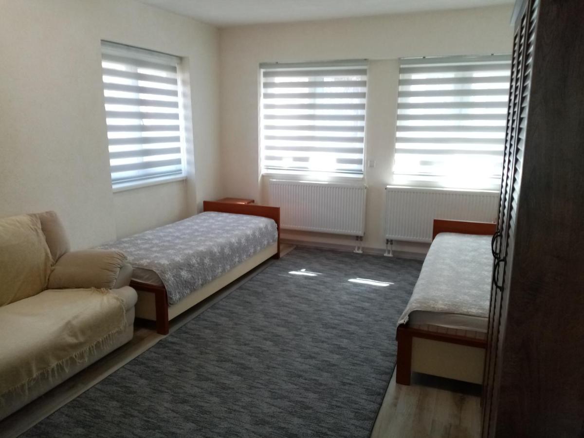 Apartment Azra - Sarajevo, Ilidza Екстериор снимка