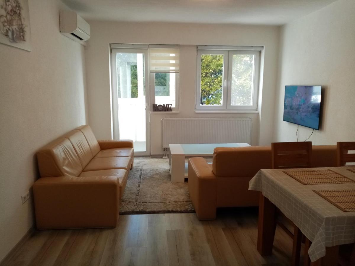 Apartment Azra - Sarajevo, Ilidza Екстериор снимка